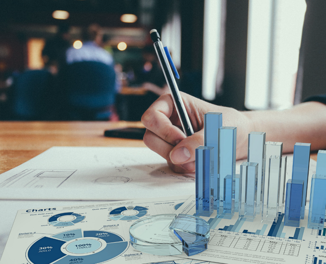 贷款信息平台办公场景